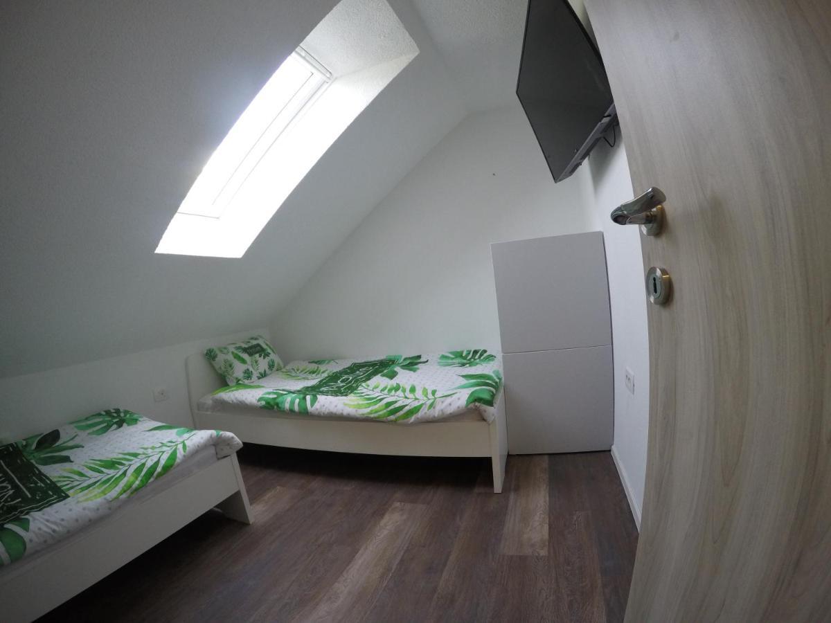 Jack'S Apartments เบลด ภายนอก รูปภาพ